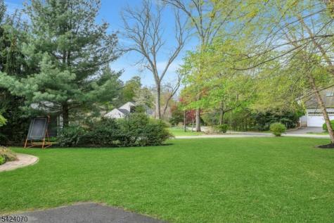 6 Yorke Road Mountain Lakes NJ 07046