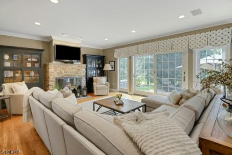 6 Yorke Road Mountain Lakes NJ 07046