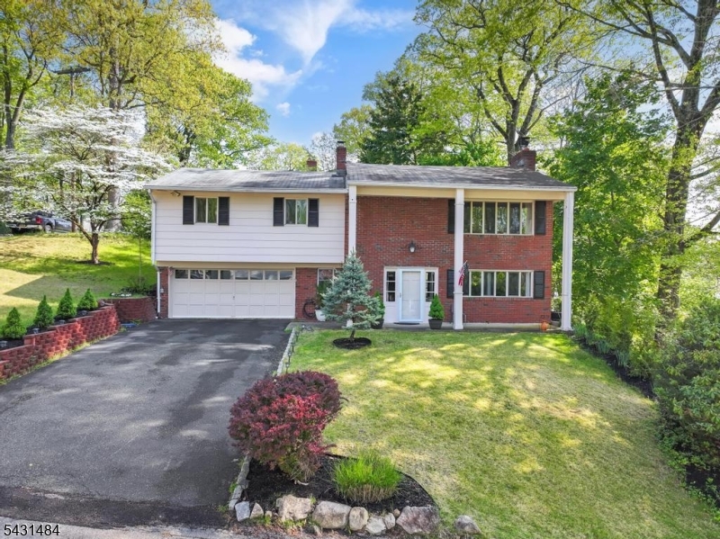3 Nice Place Hopatcong NJ 07843