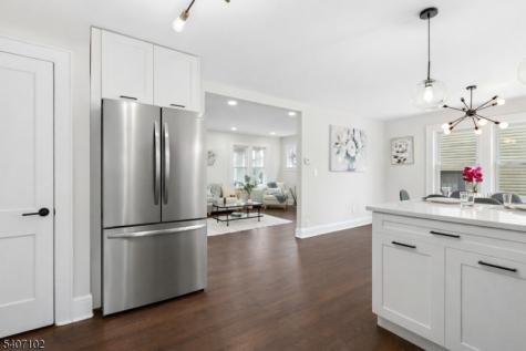 737 Bailey Avenue Elizabeth NJ 07208