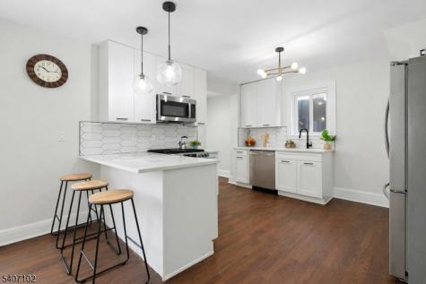 737 Bailey Avenue Elizabeth NJ 07208