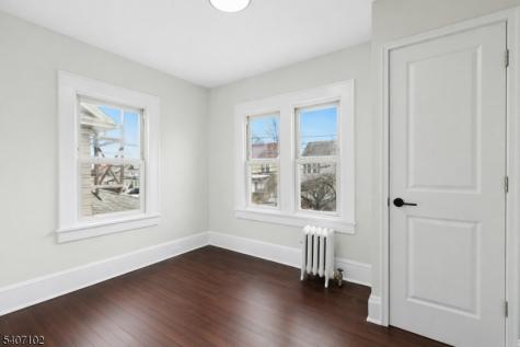 737 Bailey Avenue Elizabeth NJ 07208