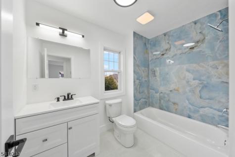 43 S Michigan Avenue Kenilworth NJ 07033