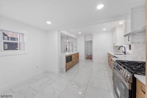 43 S Michigan Avenue Kenilworth NJ 07033