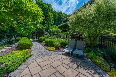 11 Stoneridge Court Rockaway NJ 07866