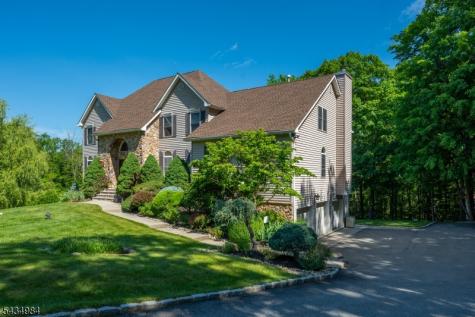 11 Stoneridge Court Rockaway NJ 07866