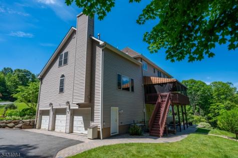 11 Stoneridge Court Rockaway NJ 07866