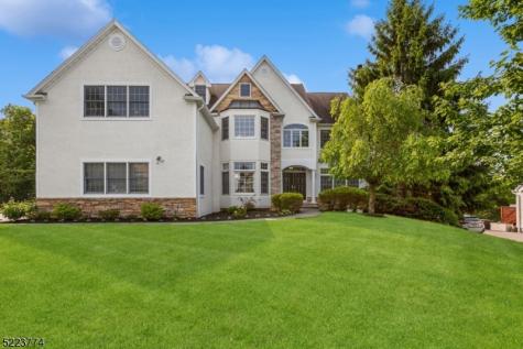 15 Kinzel Lane West Orange NJ 07052