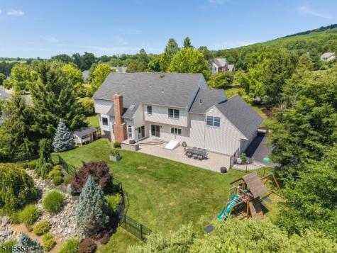 15 Chalfonte Drive Clinton NJ 08833