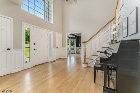 15 Chalfonte Drive Clinton NJ 08833