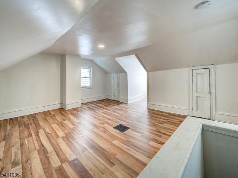 289 Mercer Street Phillipsburg NJ 08865