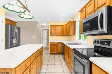 4 Winters Drive Lebanon NJ 08826
