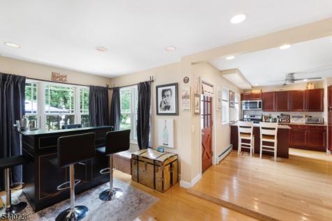 34 Orchard Square Caldwell Boro NJ 07006
