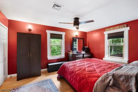 34 Orchard Square Caldwell Boro NJ 07006