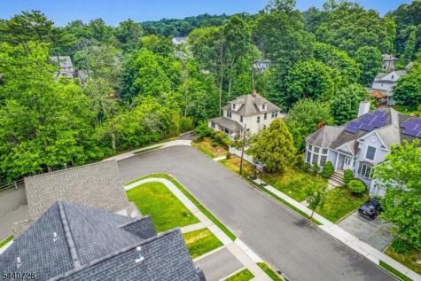 34 Orchard Square Caldwell Boro NJ 07006