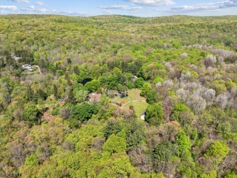 396 Berkshire Valley Road Jefferson NJ 07885