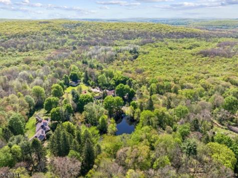 396 Berkshire Valley Road Jefferson NJ 07885