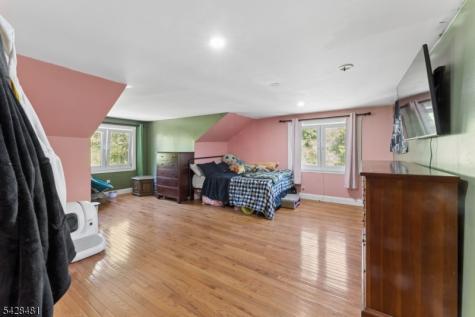396 Berkshire Valley Road Jefferson NJ 07885