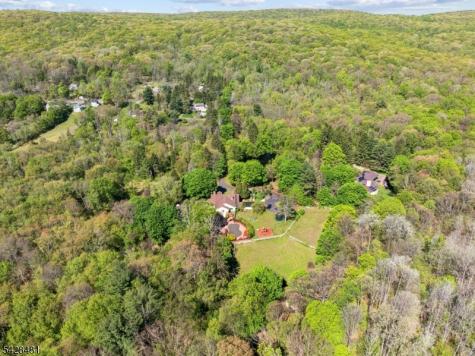 396 Berkshire Valley Road Jefferson NJ 07885