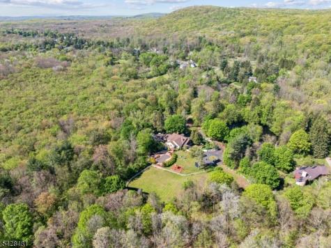 396 Berkshire Valley Road Jefferson NJ 07885