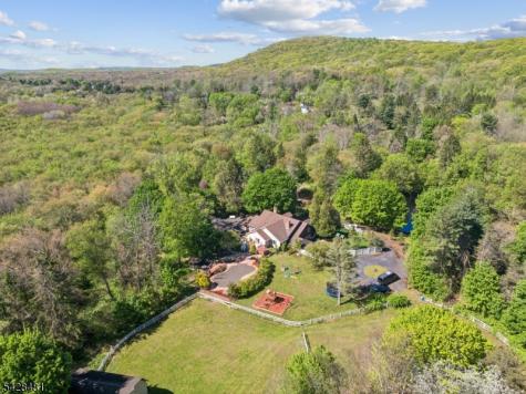396 Berkshire Valley Road Jefferson NJ 07885