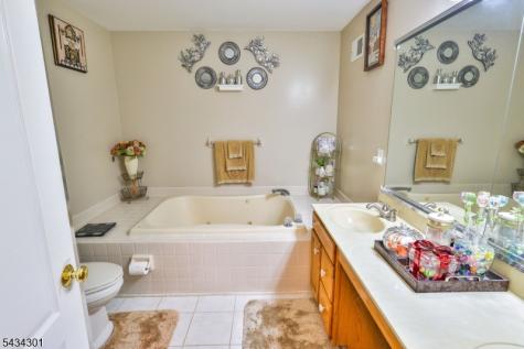 757 Jackson Road Greenwich NJ 08886