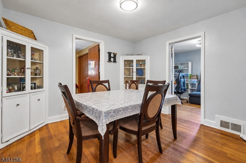 274 E Passaic Avenue Nutley NJ 07110