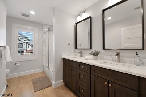 57 Walnut Street Livingston NJ 07039
