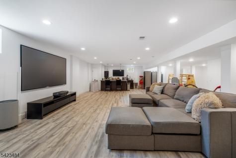 57 Walnut Street Livingston NJ 07039