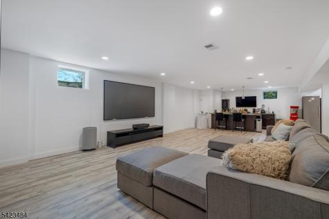 57 Walnut Street Livingston NJ 07039