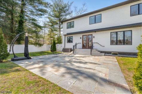 57 Walnut Street Livingston NJ 07039