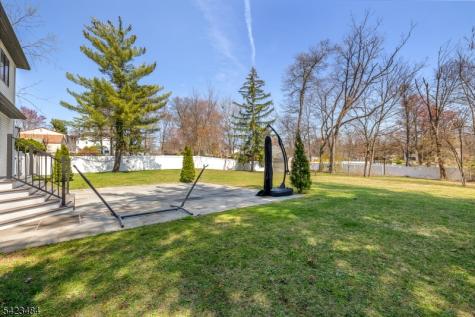 57 Walnut Street Livingston NJ 07039