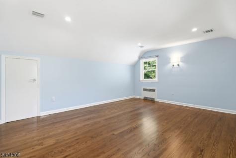 62 Jacobus Avenue Little Falls NJ 07424