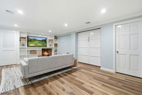62 Jacobus Avenue Little Falls NJ 07424