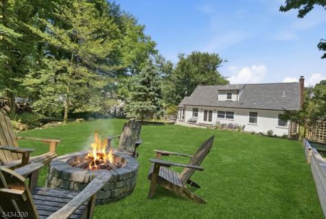 62 Jacobus Avenue Little Falls NJ 07424