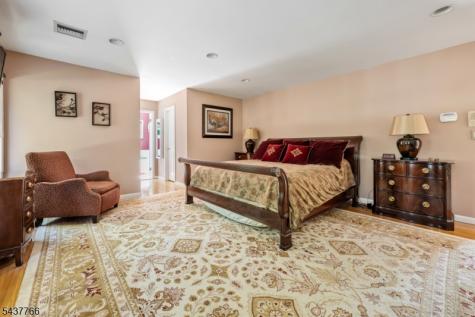 59 Deerfield Lane Upper Saddle River NJ 07458