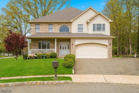 20 Greenbriar Court Boonton NJ 07005