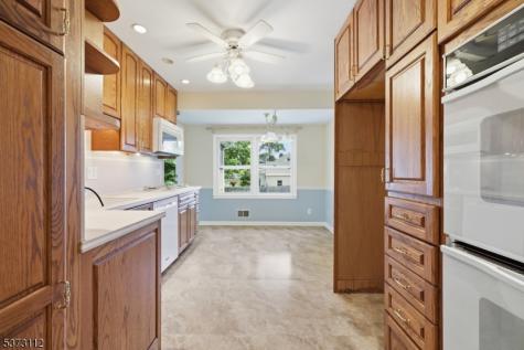 14 Hayward Street Bridgewater NJ 08805