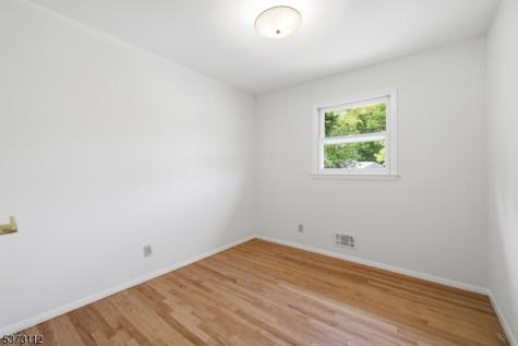 14 Hayward Street Bridgewater NJ 08805