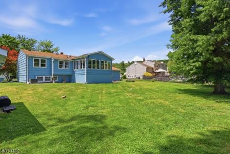 14 Hayward Street Bridgewater NJ 08805