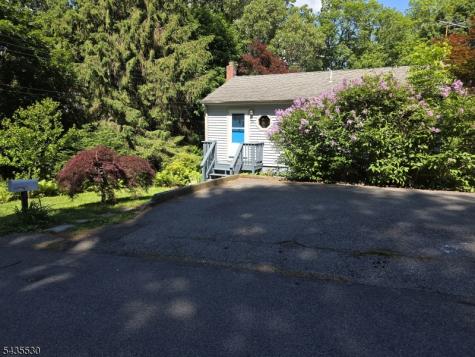 21 Ford Road Roxbury NJ 07850