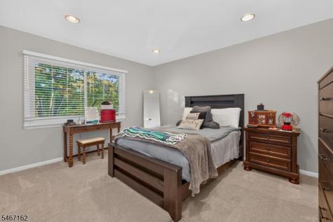 123 Rounseville Road Bethlehem NJ 08827