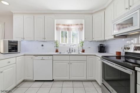 76 Marble Hill Road Liberty NJ 07838