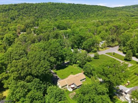 76 Marble Hill Road Liberty NJ 07838
