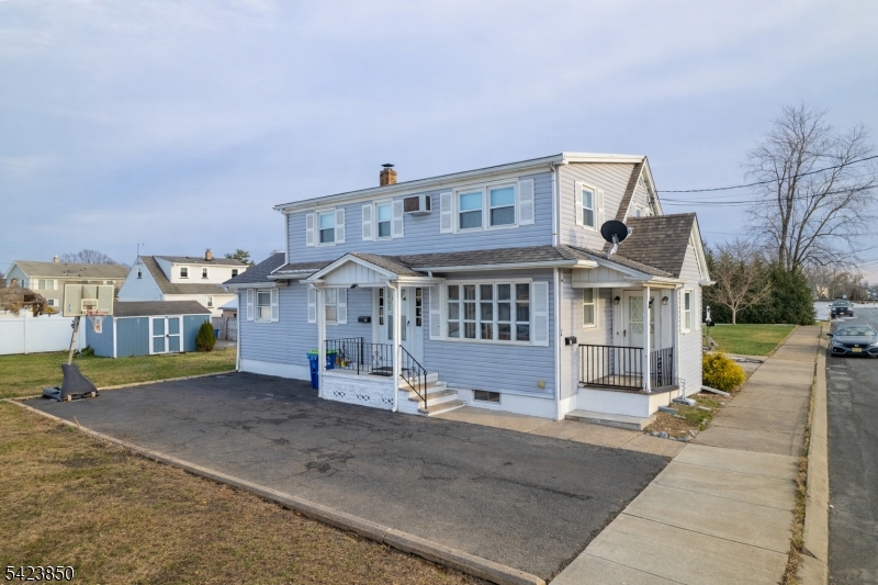 34 N 15th Avenue Manville NJ 08835