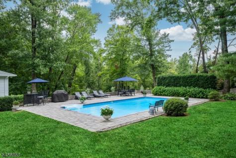 120 Riverwood Avenue Bedminster NJ 07921