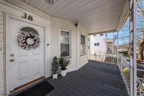 38 Nairn Place Newark NJ 07108