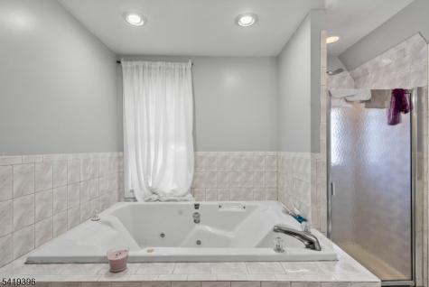 38 Nairn Place Newark NJ 07108