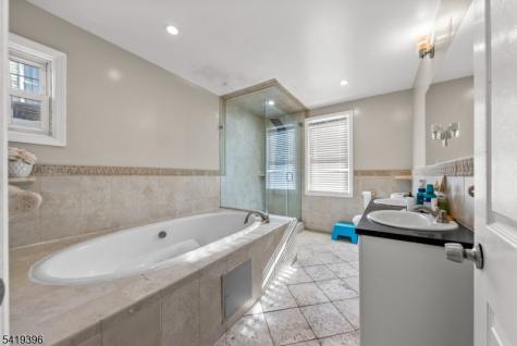 38 Nairn Place Newark NJ 07108