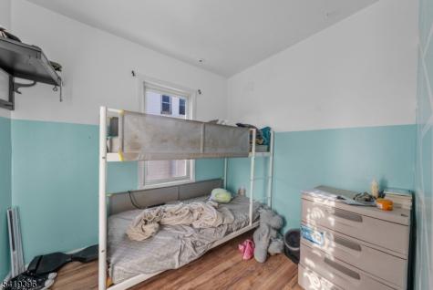 38 Nairn Place Newark NJ 07108